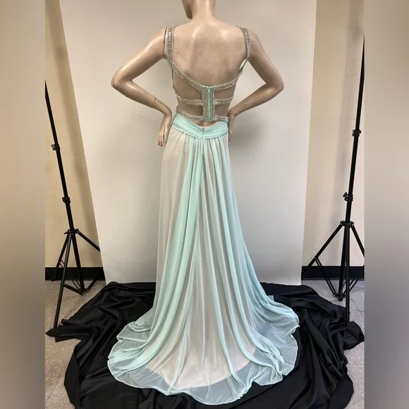 TERANI COUTURE deep V-Neck crystal embellished cutout back long gown - Picture 9 of 17